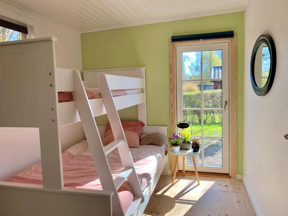 Spacey And Charming Cabin 300 M. From Beach Tjorneholm Exterior photo
