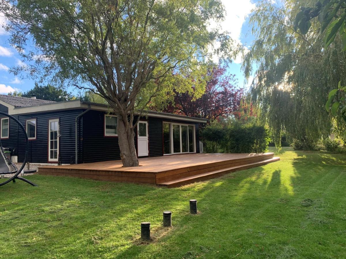 Spacey And Charming Cabin 300 M. From Beach Tjorneholm Exterior photo